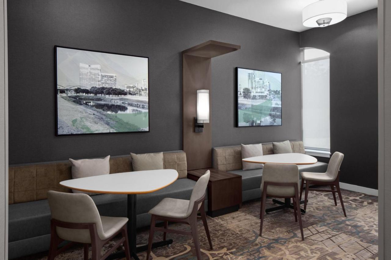 Residence Inn Fort Worth Cultural District Exterior photo