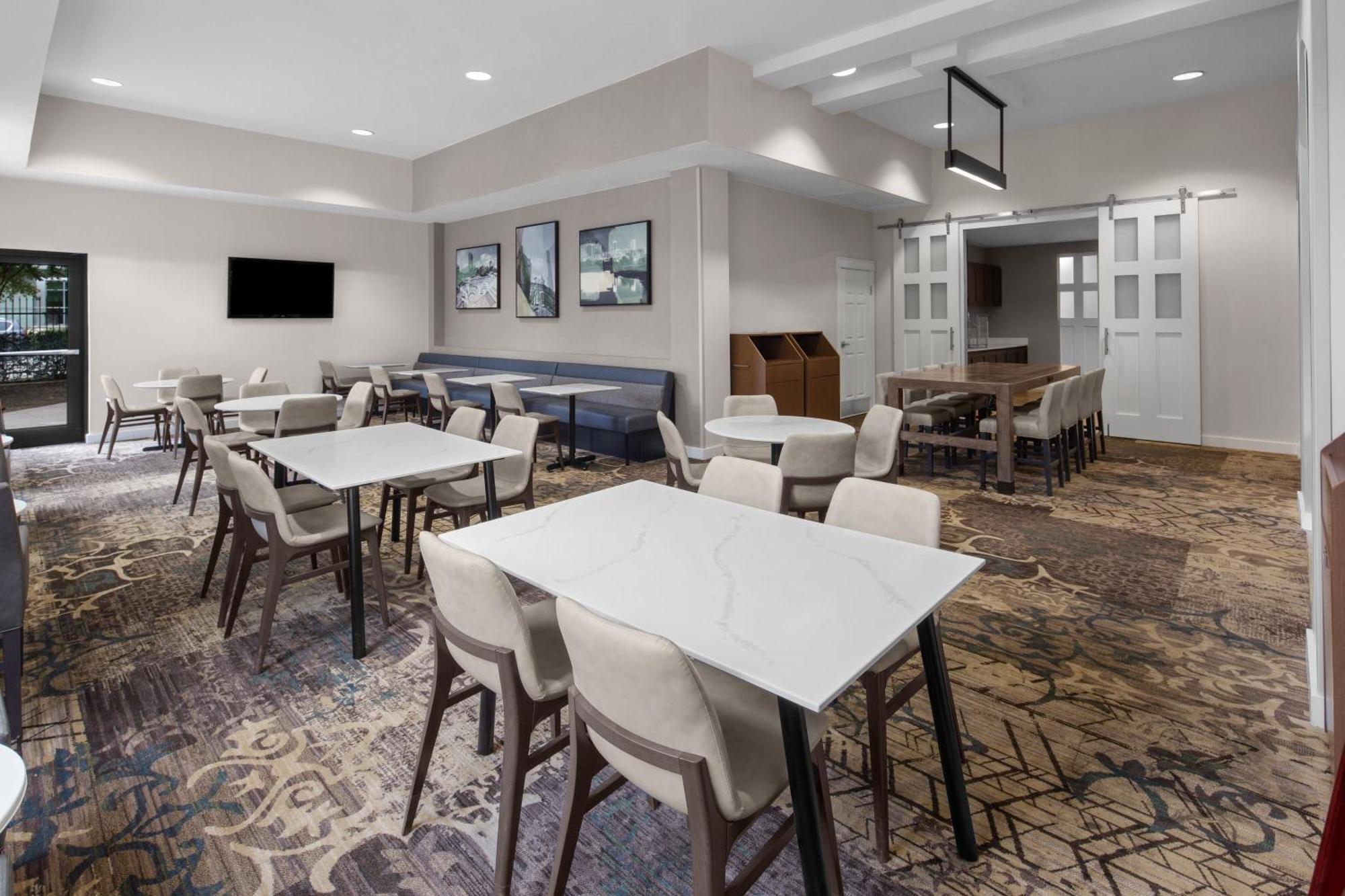 Residence Inn Fort Worth Cultural District Exterior photo