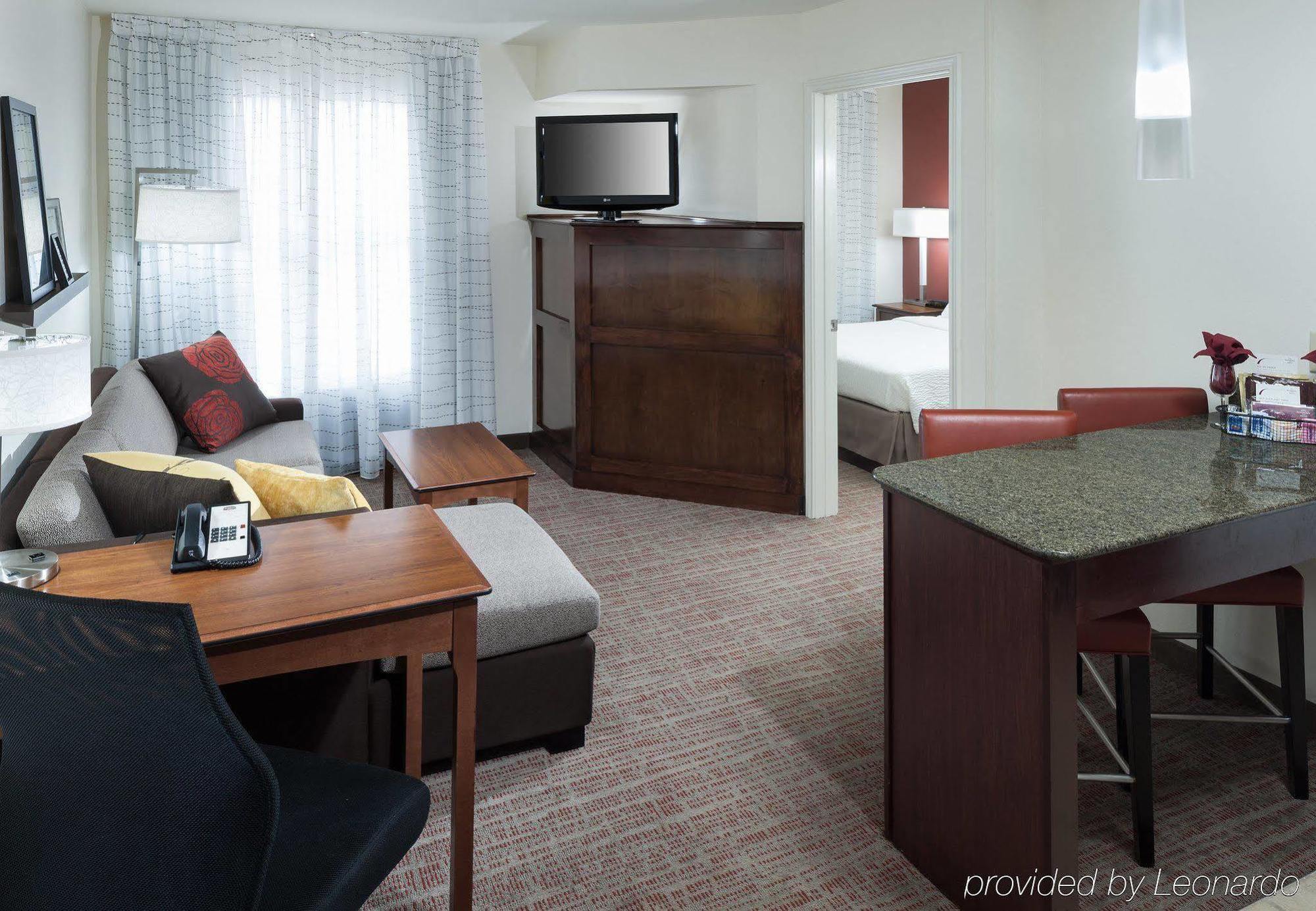 Residence Inn Fort Worth Cultural District Exterior photo